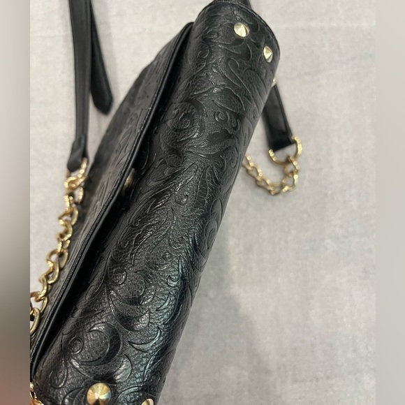 Guess Embossed Black Faux Leather Studded Crossbody Bag Jaguar - Picture 6 of 15